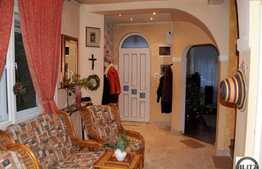 Casa din Grigorescu , Zona Exclusiva de Case. Finisaje Moderne !!