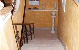 Casa din Grigorescu , Zona Exclusiva de Case. Finisaje Moderne !!