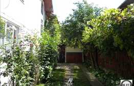 Casa individuala de vanzare situata in Gheorgheni. Zona linistita. Acces usor!