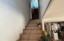 Duplex, 4 camere, 2 băi, 2 parcari balcon, zona Centrala