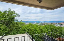 Vilă de Lux în Europa | Panoramă Superbă