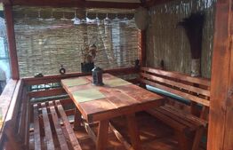 Casa cu 4 camere, 160 mp, garaj, zona Buna ziua