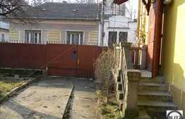 Casa la artera principala in centrul Clujului!