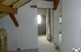 Apartament cu 4 camere, 122 mp, cu scara interioara, imobil nou din 2013