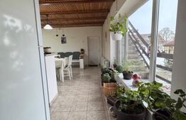 Casă de vânzare cu teren generos – la doar 15 minute de Brașov