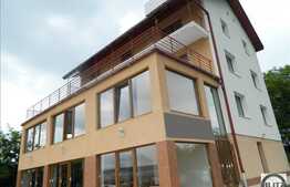 Casa de inchiriat cu 15 camere, 360 mp utili, ideala sediu firma