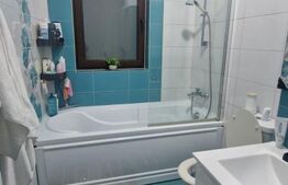 Apartament 2 camere ,58 mp utili, terasa mare, decomandat ,mobilat lux, parcare 