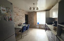 Apartament cu 2 camere si parcare, zona Tineretului.