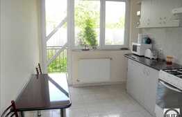 2 case la pret de 1! Zona frumoasa usor accesibila!