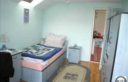 2 case la pret de 1! Zona frumoasa usor accesibila!