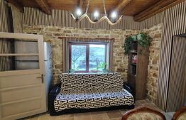 Proprietate cu 2 case, una fiind tradițională, Dezmir 