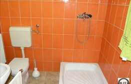 Casa 150 mp utili, cu front la 2 strazi