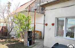 Casa 150 mp utili, cu front la 2 strazi