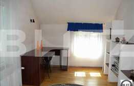 Casa de vanzare individuala cu 380 mp utili in zona centrala.