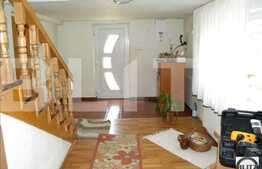 Casa de vanzare individuala cu 380 mp utili in zona centrala.