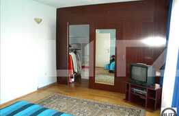 Casa de vanzare individuala cu 380 mp utili in zona centrala.