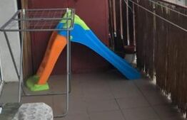 Apartament cu 2 cam, 52 mp, etaj 3, cu 2 balcoane si parcare ,in zona Eroilor