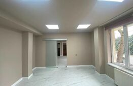 Spatiu Birou, 50 mp, parcare, zona Centrala