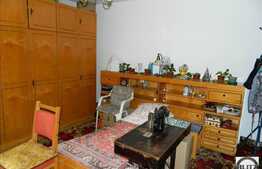 Casa de vanzare cu 5 garsoniere, fiecare cu intrare separata, cartier Gruia