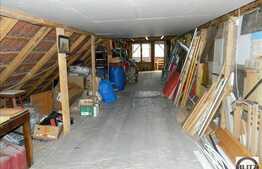 Casa de vanzare cu 5 garsoniere, fiecare cu intrare separata, cartier Gruia