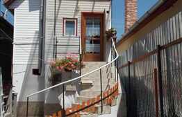 Casa individuala ,120 mp utili si 172 mp de teren, posibila afacere la cheie.