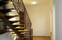 Casa individuala cu 150 mp utili, 3 parcari, zona Brancusi