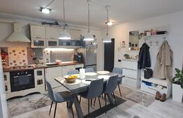 Apartament cu 3 cam,70 mp, etajul 1 ,cu parcare si 2 balcoane ,zona Tineretului