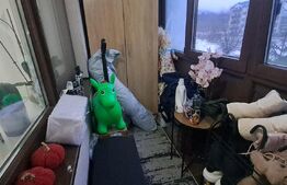 Apartament cu 3 cam,70 mp, etajul 1 ,cu parcare si 2 balcoane ,zona Tineretului