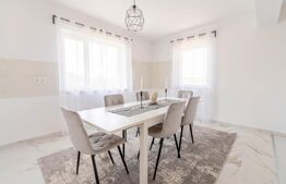 Casa de vanzare in Chinteni, 5 camere, 153 mp, teren 756 mp