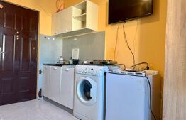 Camera de camin cu baie proprie + loc de parcare 