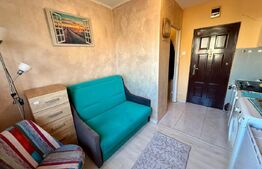 Camera de camin cu baie proprie + loc de parcare 