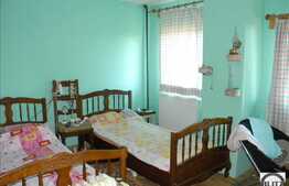 Casa de vanzare cu 200 mp! Pret accesibil!