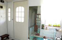 Casa de vanzare cu 200 mp! Pret accesibil!