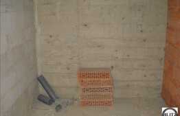 Duplex cu 160 mp, semifinisat!