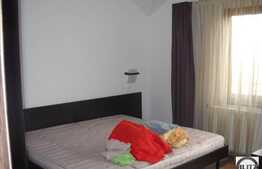 120 mp utili in zona de case!