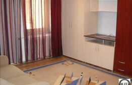 120 mp utili in zona de case!