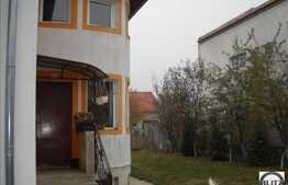 170 mp intr-o zona linistita la 5 minute de Centru!