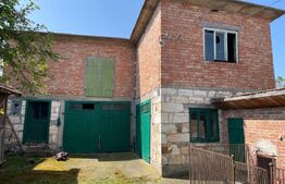 Casa cu 2 camere, 141 mp, 690 mp teren,  Petrestii de Mijloc 