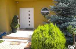 Casa de vanzare, 200 mp utili + 478 mp teren