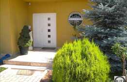 Casa de vanzare, 200 mp utili + 478 mp teren