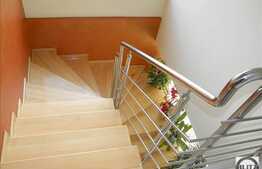 Casa de vanzare, 200 mp utili + 478 mp teren