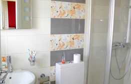 Casa de vanzare, 200 mp utili + 478 mp teren