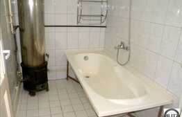 Casa de vanzare in zona centrala, 260 mp utili