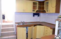 Casa de vanzare in zona centrala, 260 mp utili