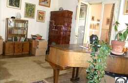 Casa de vanzare in zona centrala, 260 mp utili