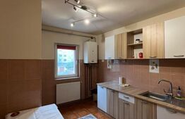 Apartament 4 camere, decomandat, 81 mp, zona Blocuri
