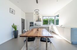 Casa de lux de vanzare in White House Residence