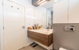 Casa de lux de vanzare in White House Residence