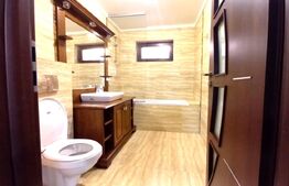 Blitz - Apartament 3 camere Europa, curte 49 mp, parcare!