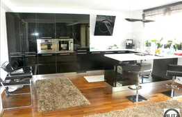 OFERTA UNICA!! 3 Case individuale si 2100 mp Teren !!